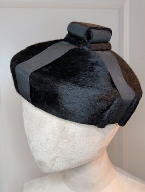 Vintage 60s Leslie James Hat Helios Italy Hat Black Fur Grosgrain Ribbon 22"